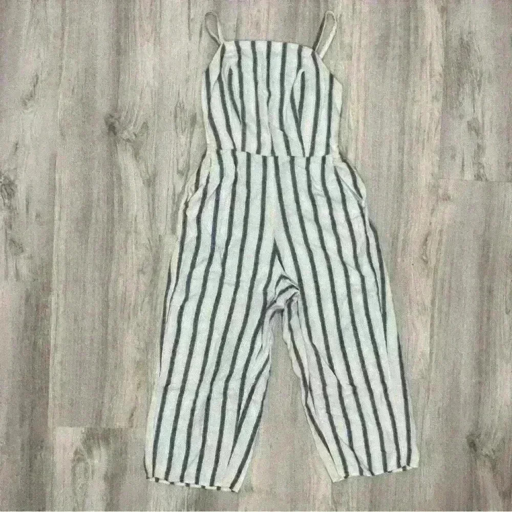 Old Navy Jumpsuit Blue Striped Cropped Linen Blend Sleeveless Square Neck Size S